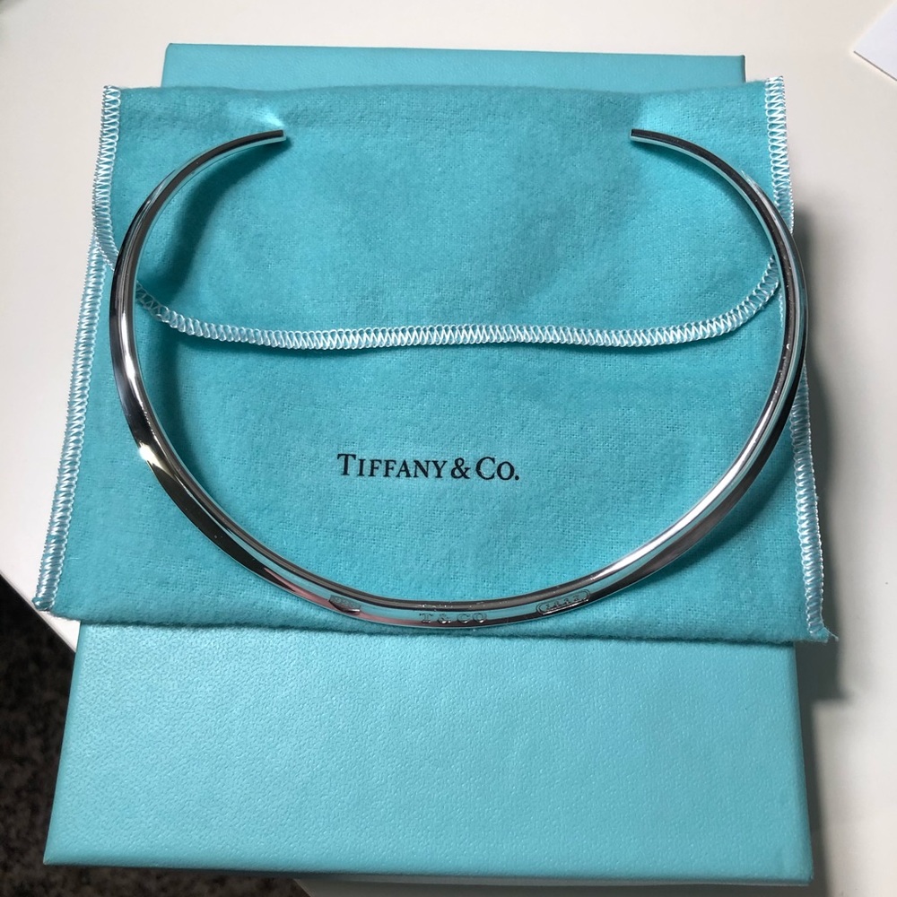 Beautiful signed cuff necklace!